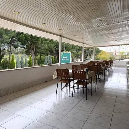 Guel Hotel *